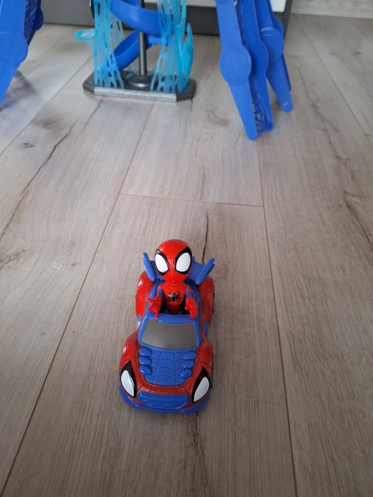 Baza centrum pająka spiderman hasbro