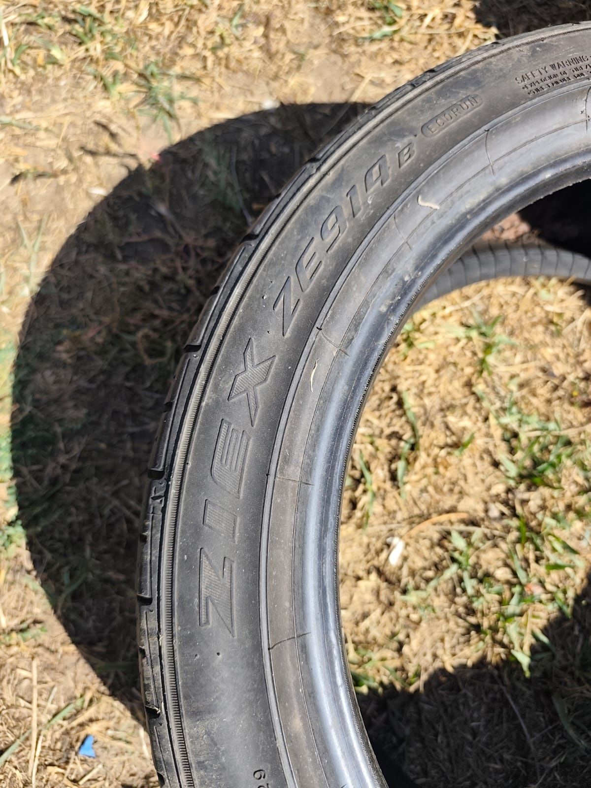 2 pneus Michelin + 2 Falken usados