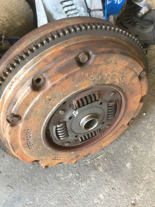 sprzegło kompletna vw golf IV 1,4 16V