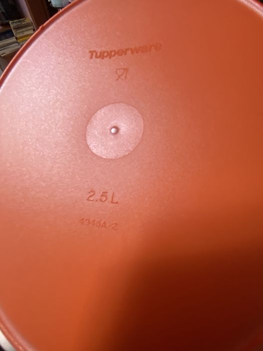 Conj. 2 Travessas com tampa + colher | Tupperware (novas)