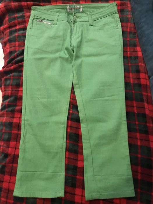 Damskie spodnie rybaczki jasno zielone jeansy dżinsy L