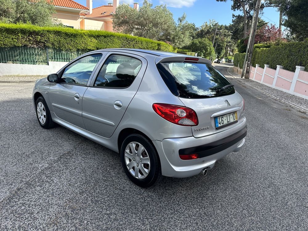 PEUGEOT 206 + 1.1 GASOLINA 5000 KMS EXELENTE OPORTUNIDADE NACIONAL  AC