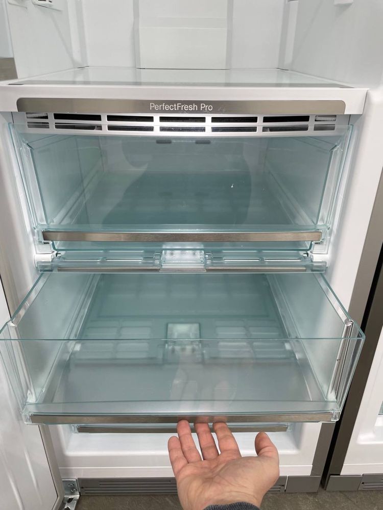 Комплект side by side холодильник і морозильна камера