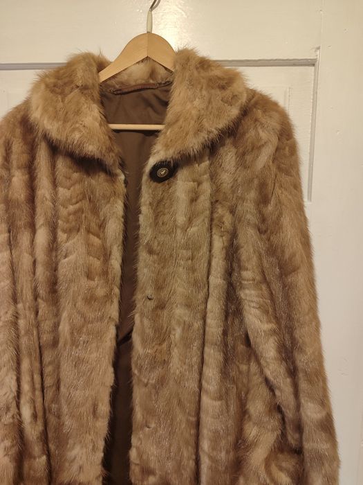Futro z norek płaszcz
