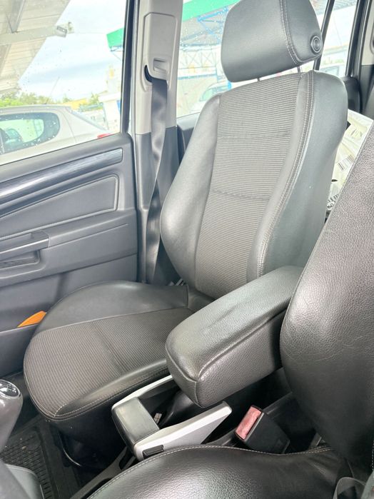 Zafira 2006 Cosmo 1.9 /7 lugares