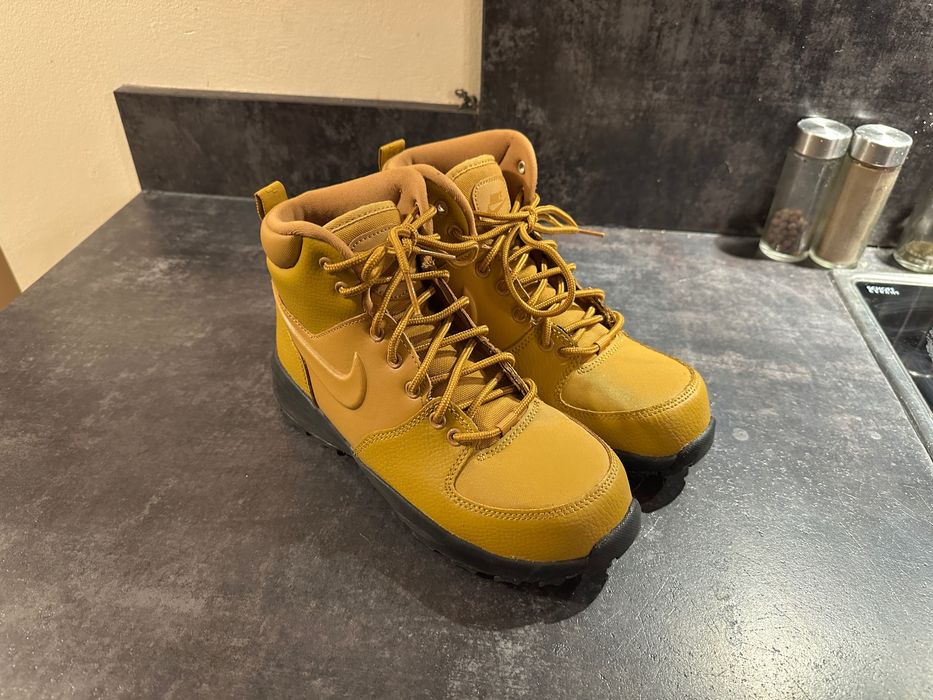 Buty NIKE Manoa Leather 37.5