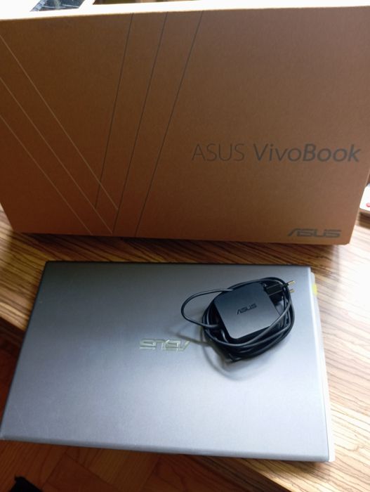 ASUS VIVO Book używany