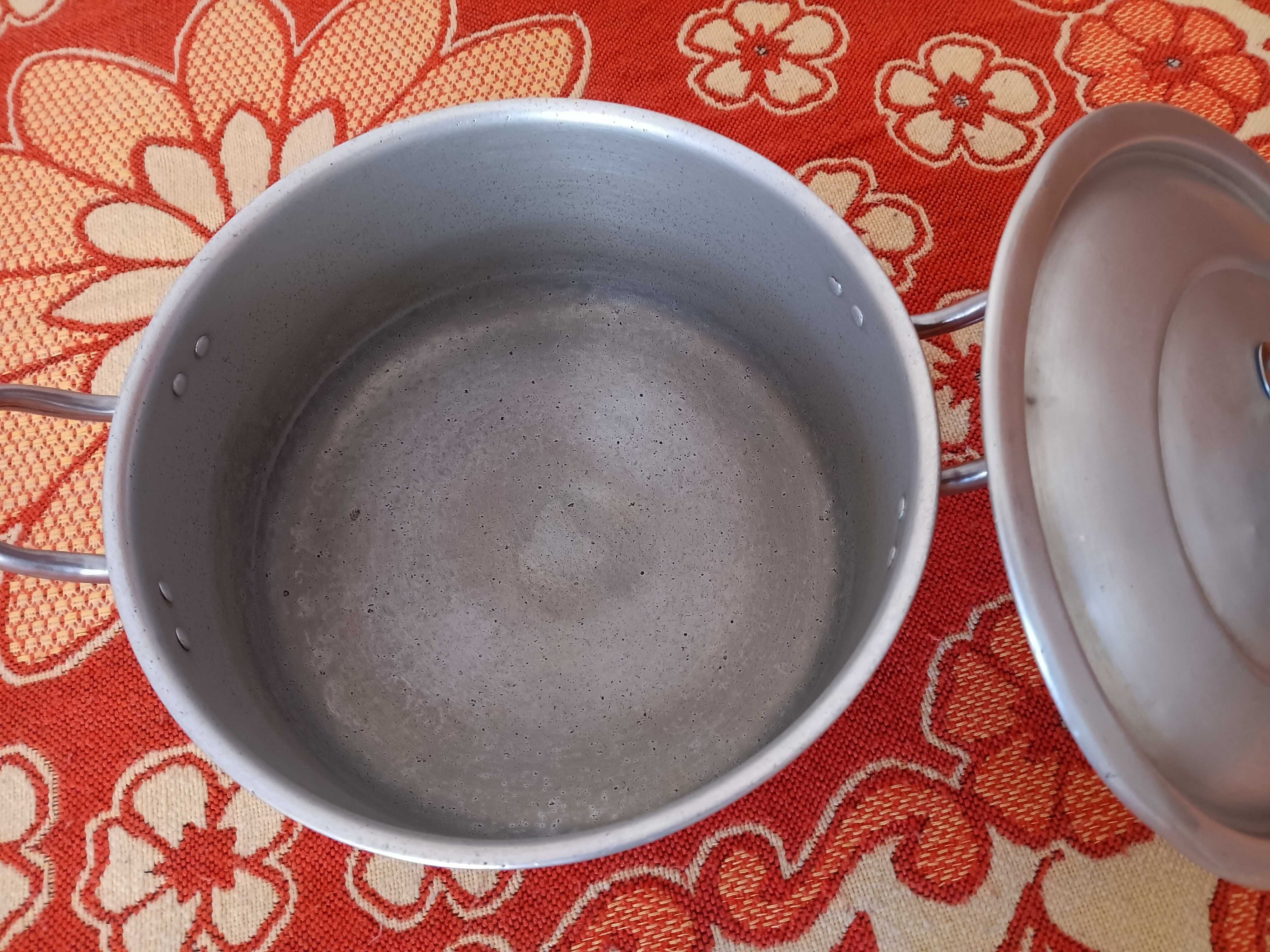 Tachos e Panela em alumínio