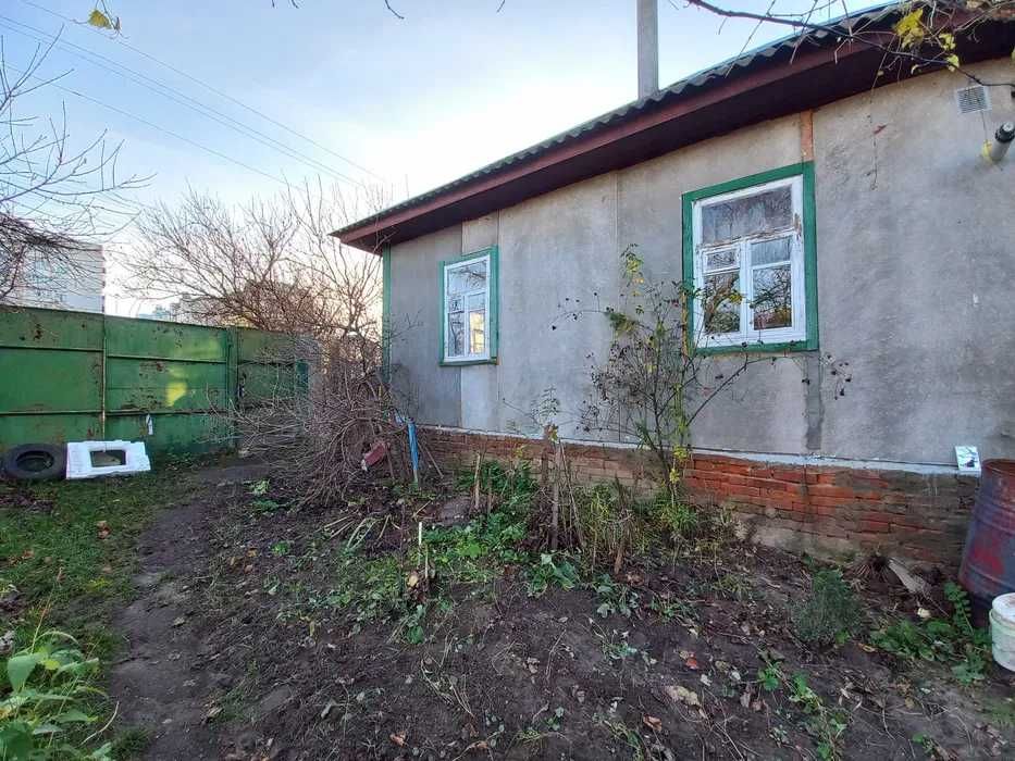 Здам Гарний будинок. Поруч Центр.