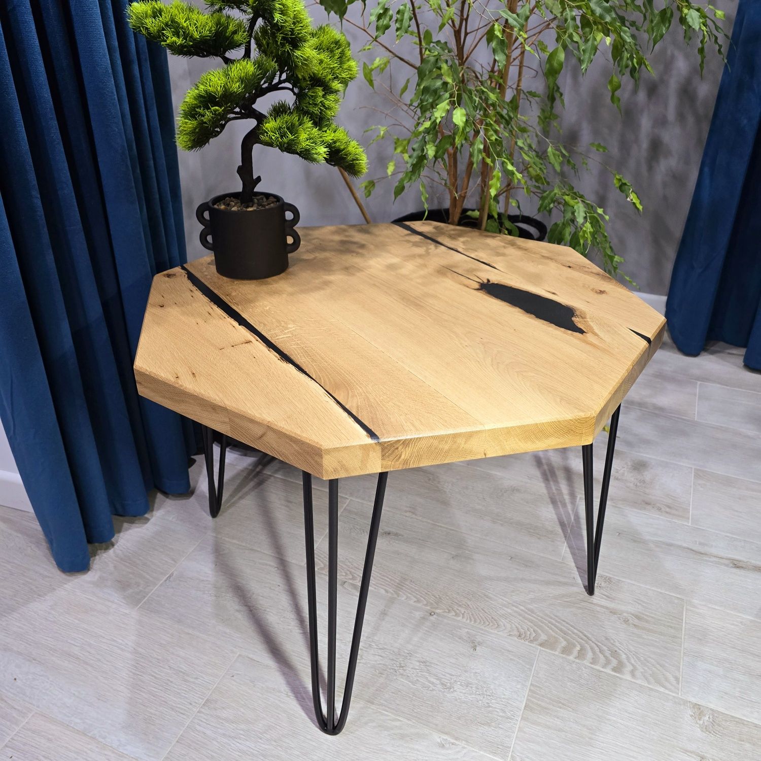 Dębowy oktagon Stolik kawowy loft
