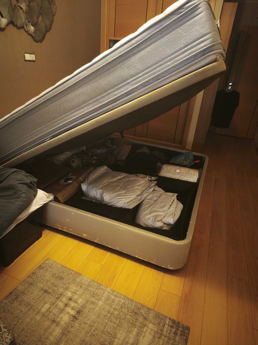 Cama Sommier 180x190 + cabeceira