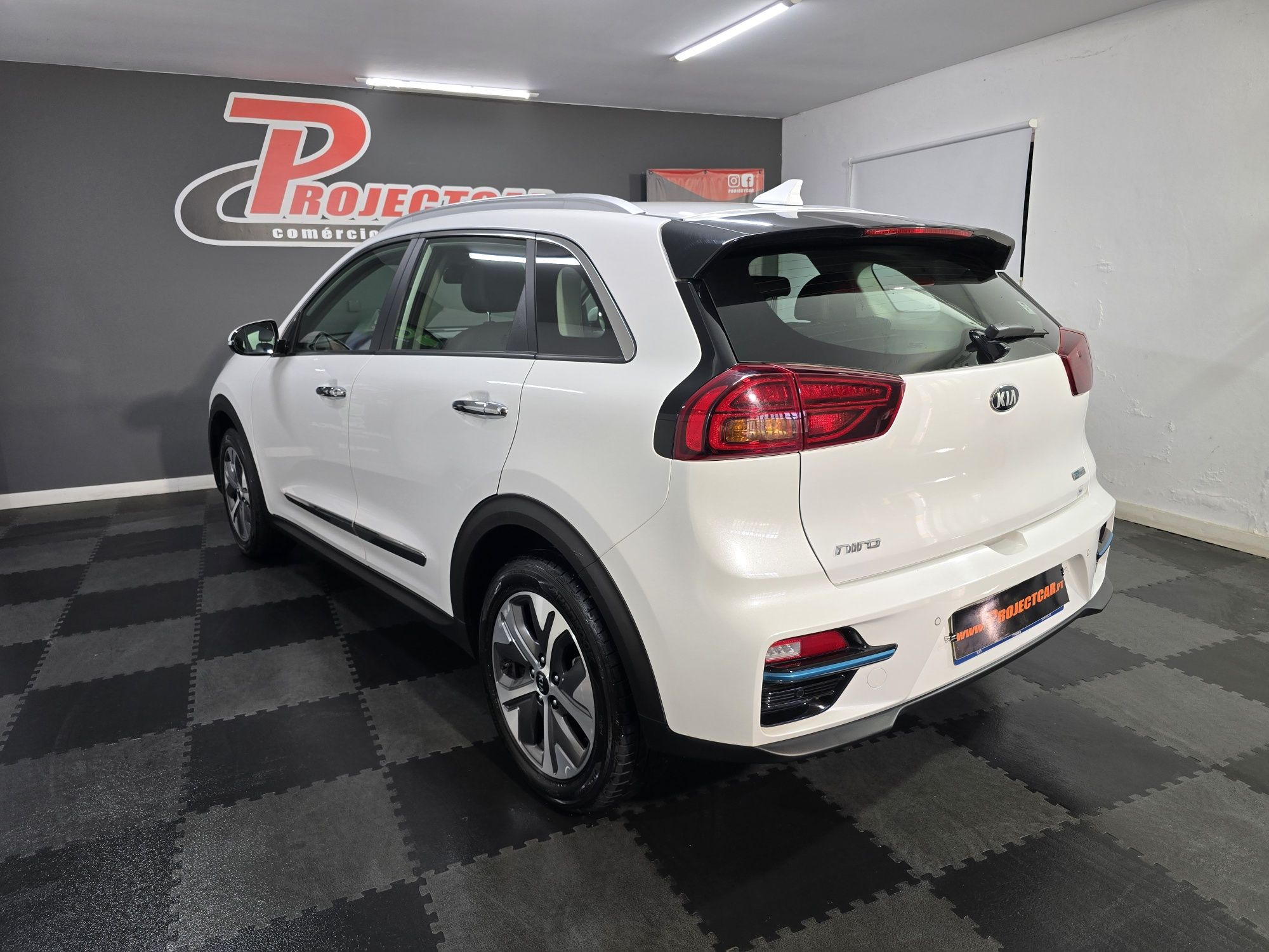 Kia Niro EV  64kwh