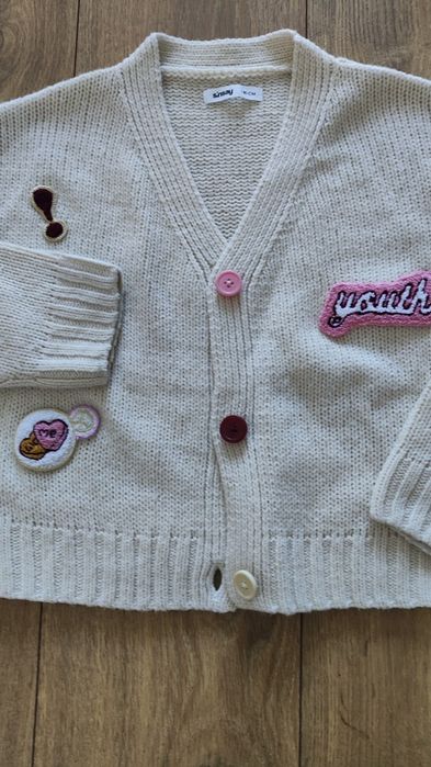 Sweterek rozpinany naszywki swietny stan