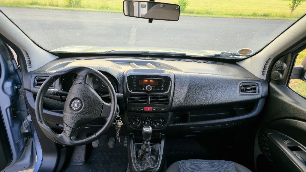 Opel Combo 1.6cdti, Bardzo Zadbany, niski przebieg.