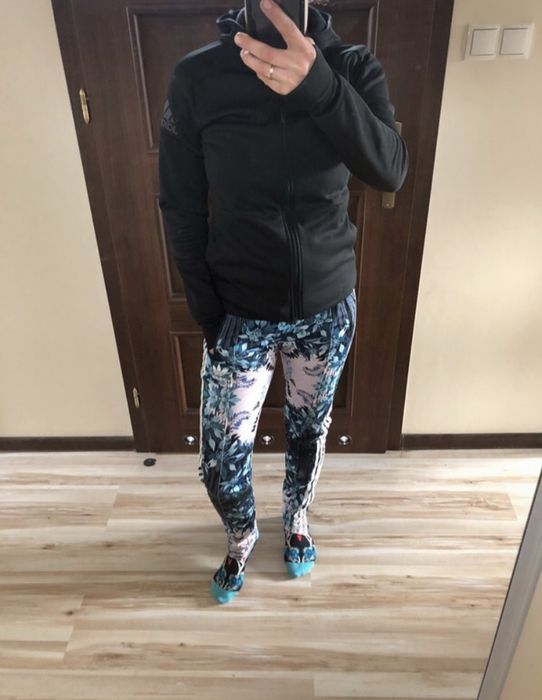 Spodnie dresowe adidas S/M