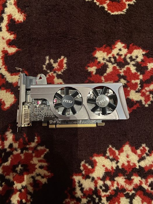 Продам Відеокарта MSI AMD Radeon HD6570 1GB LP
