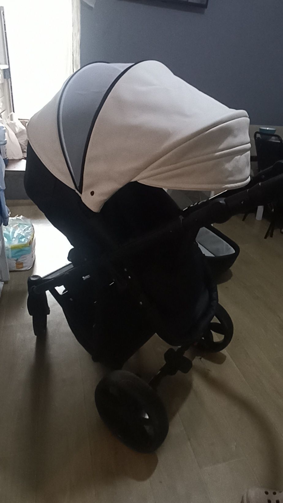 Продам коляску 3 в 1  SAVAN