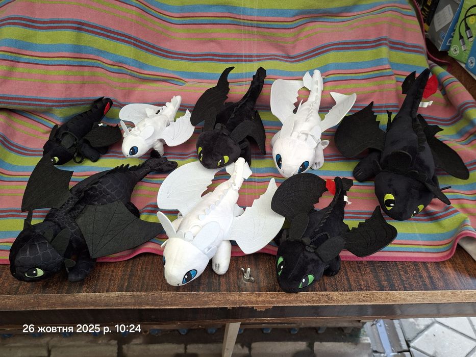 Беззубик на машину авто черный белый дракон how to train your dragon