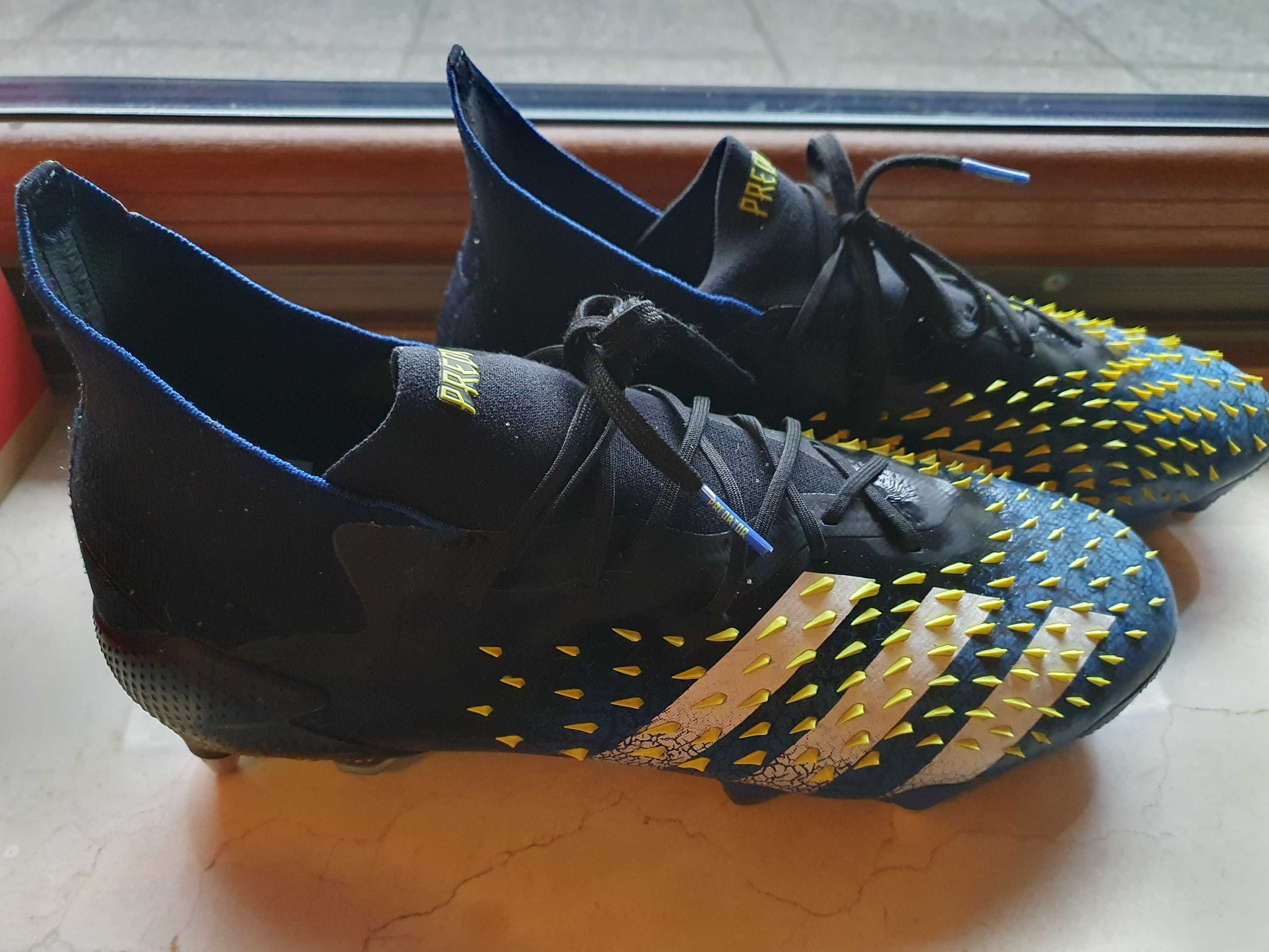 Korki Adidas  Predator  Freak PRO profesjonalne jak nowe