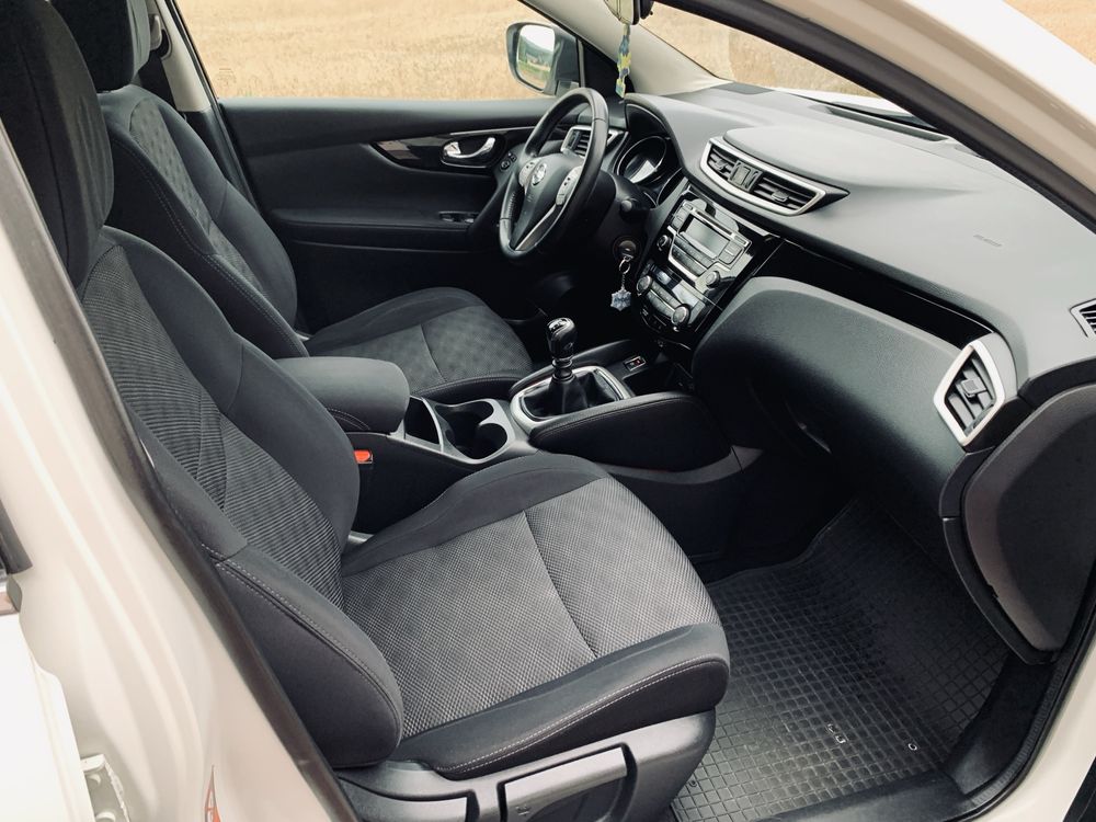 Nissan Qashqai 1.2 DIG-T Salon PL Bezwypadkowy Kamera Alu bdb stan