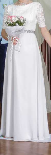 Сукня біла весільна
