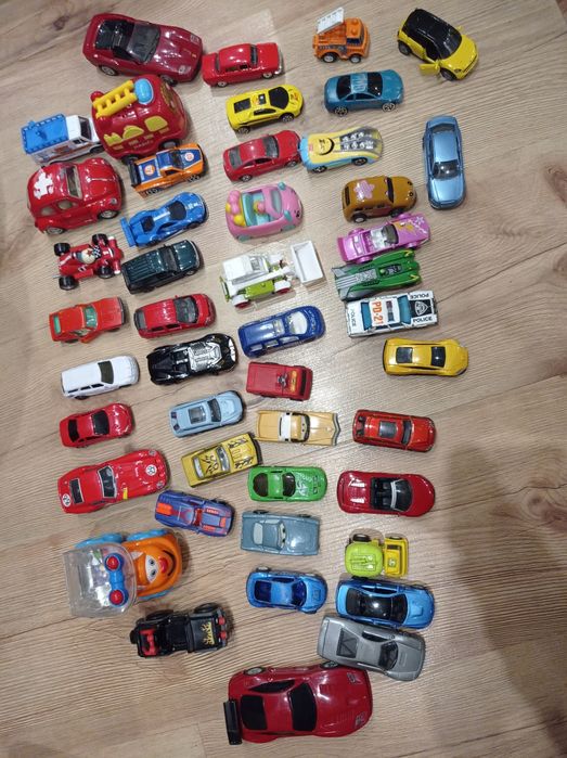 Продам   машинки