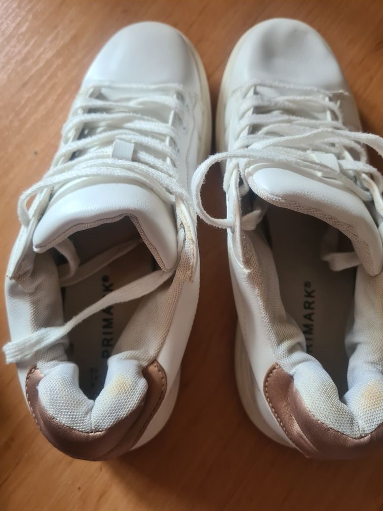 Biale buty rozm 41 Primark