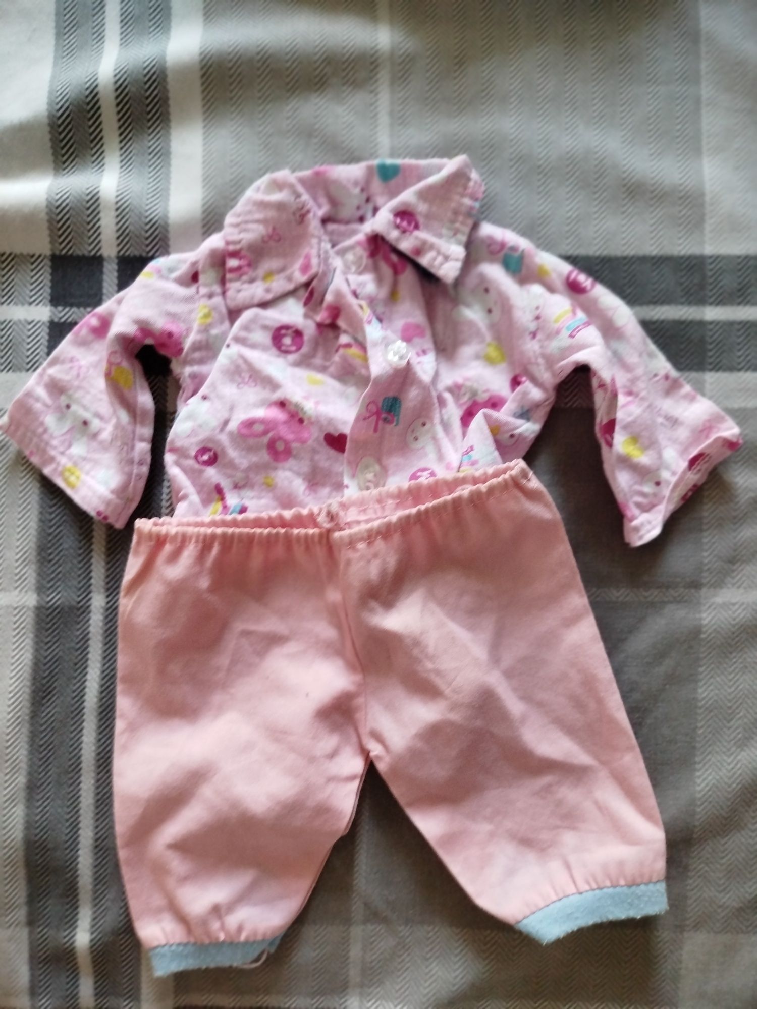 Продам игрушечную детскую коляску и одежду