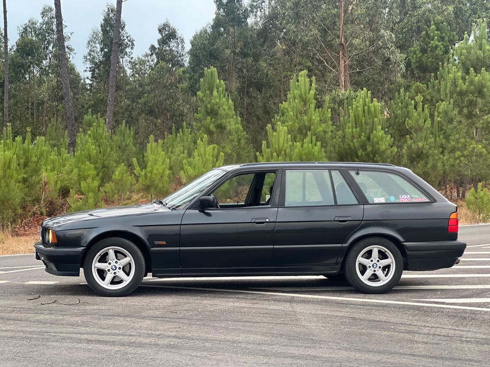 BMW 520i Touring e34
