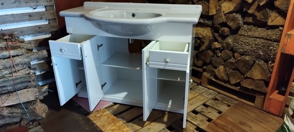 Móvel WC Roca bom estado.