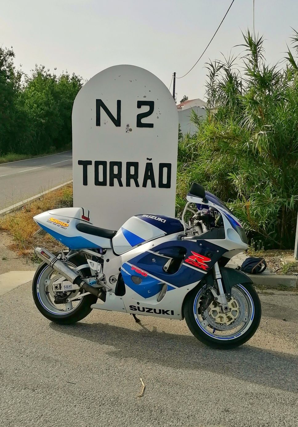 Suzuki gsxr 750 srad de 1998