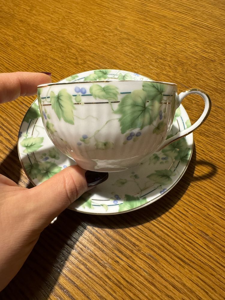 Pozłacana porcelana / Filiżanka + dwa podstawki / Calido Viento
