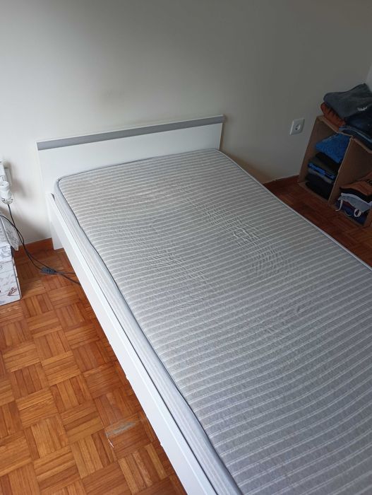 Cama Solteiro com Colchão