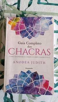 Livro "Guia completo dos chacras"