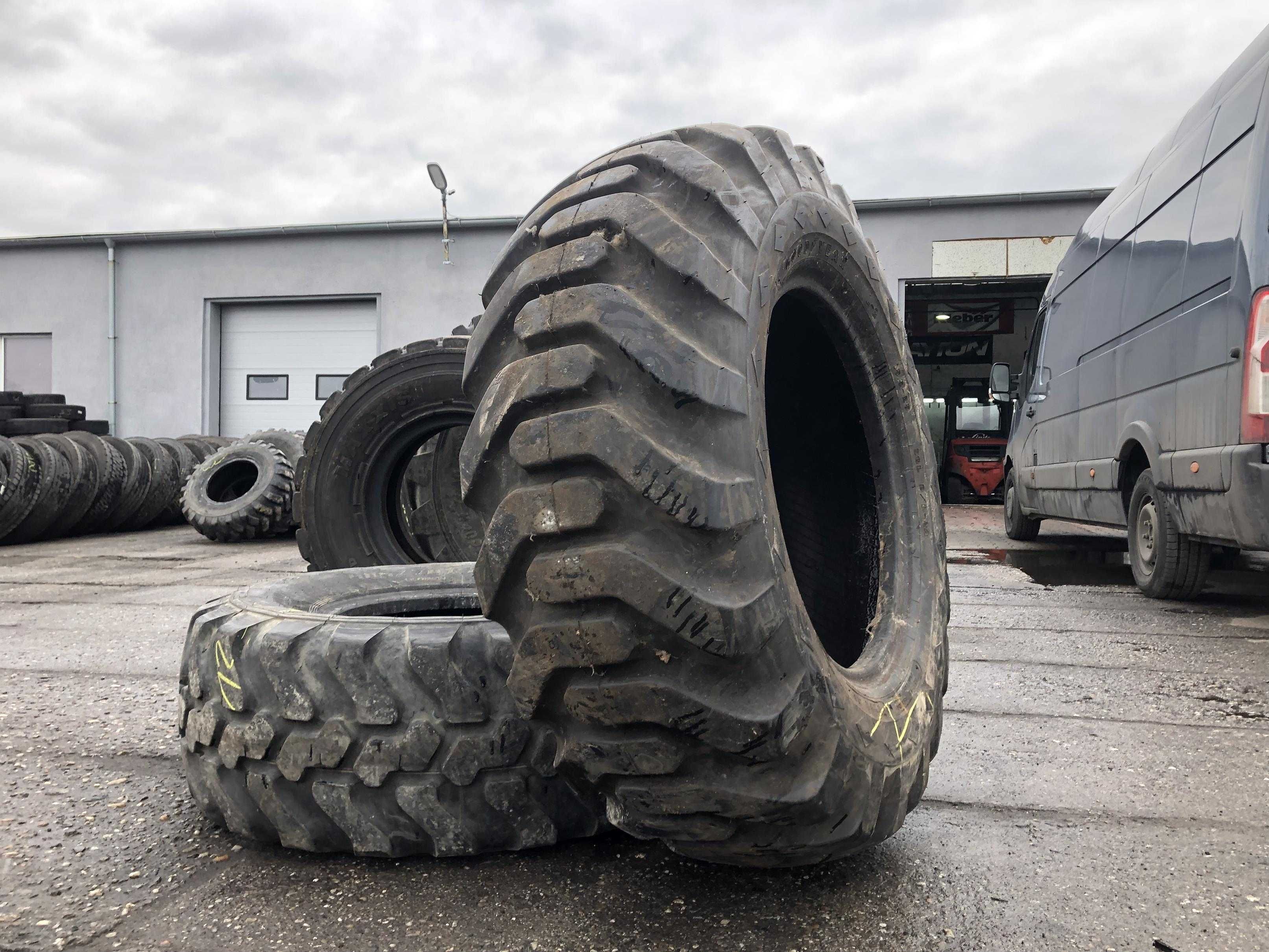 Opona Używana 15.5-25 Goodyear 12PR 100% Bieżnika Możliwa Wysyłka