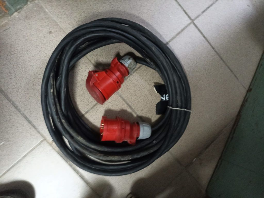 Przedłużacz siłowy w gumie 5x2.5 kwadrat 14 m