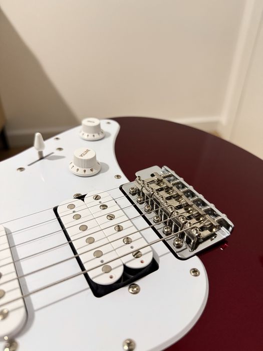 Zestaw Yamaha Pacifica 112J + wzmacniacz Marshall MG15