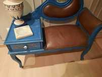 Mesa com banco de entrada