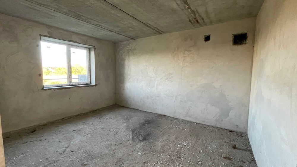 Таун Хаус, вул. Січинського, 11а/3