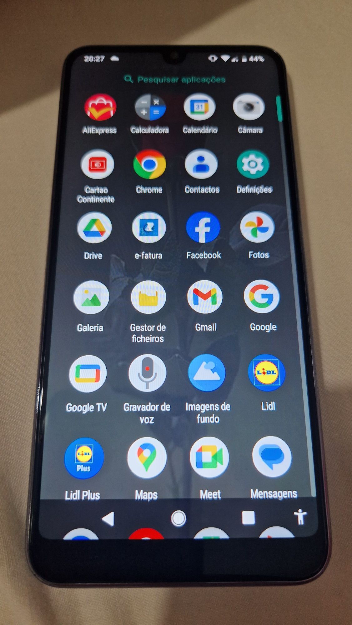Vodafone smart V10
