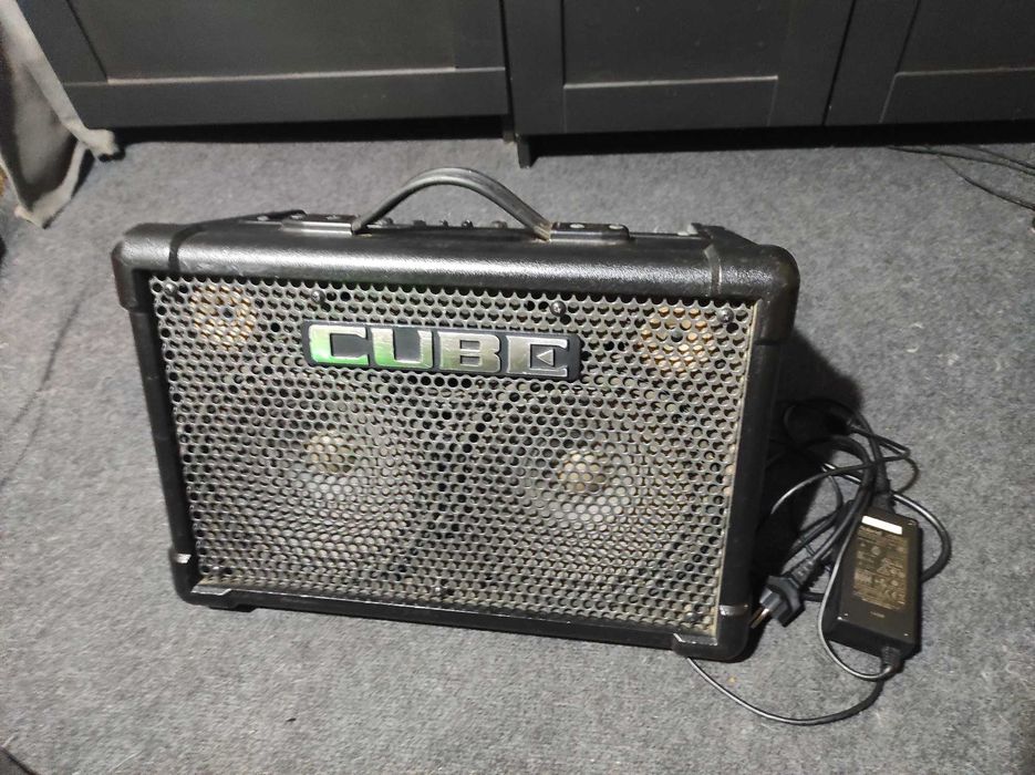 Roland street cube EX wzmacniacz do gitary / kolumna na baterie