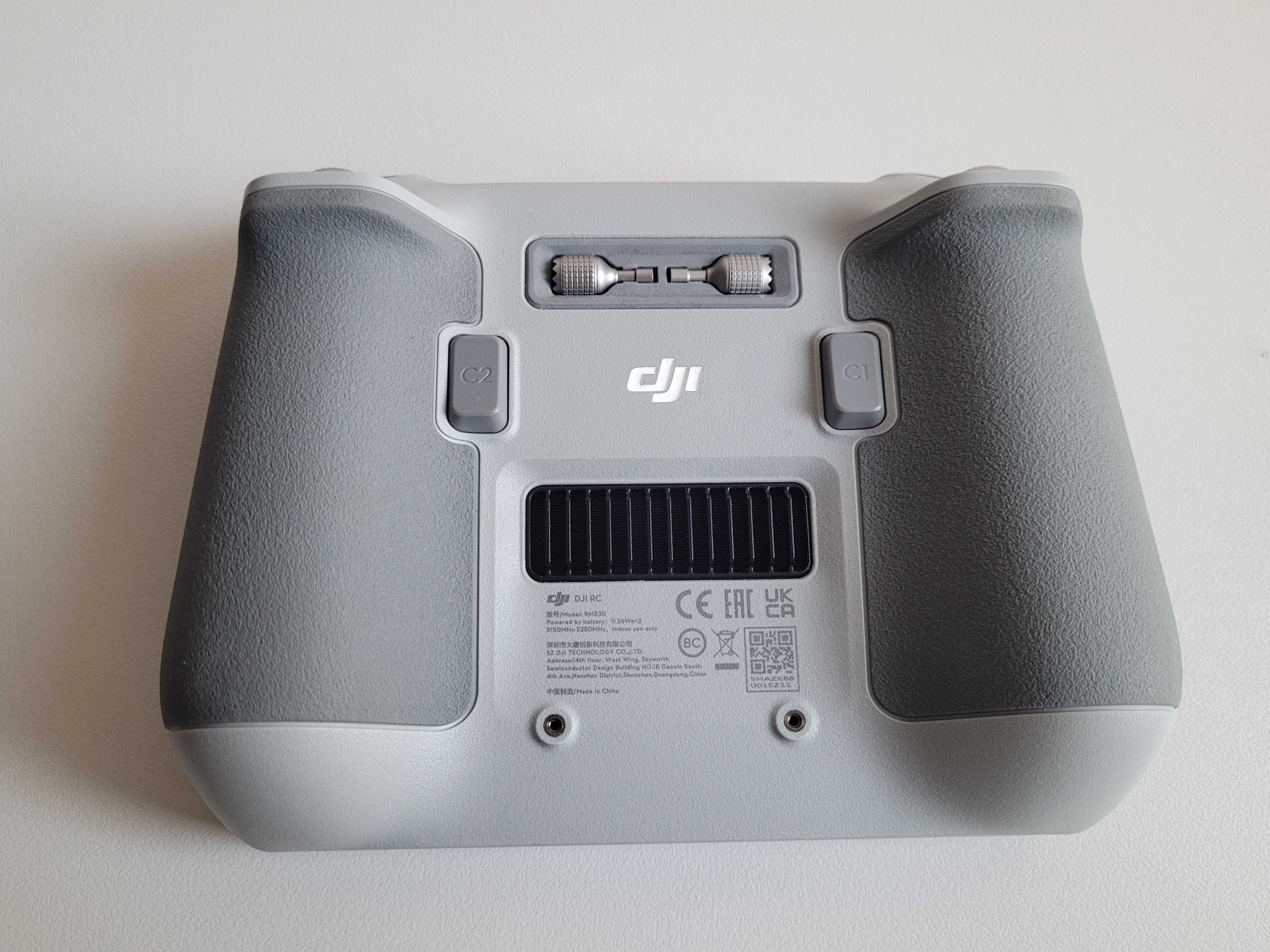 Kontroler pilot RC aparatura DJI RC model RM330