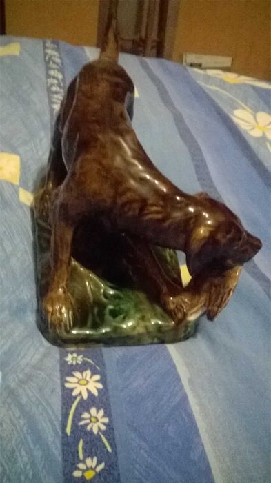 Продам статуэтку "Сеттер на охоте. "Собака с дичью",  Б\у.  Керамика.