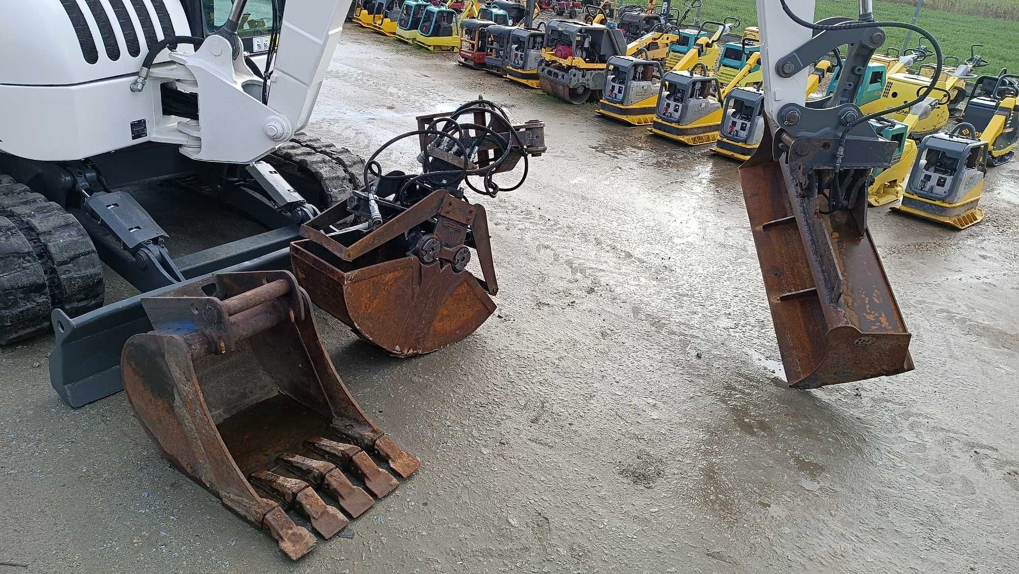 Minikoparka BOBCAT 442 / 7,5T / TEREX TC 48 75 KOMATSU PC 75 CAT