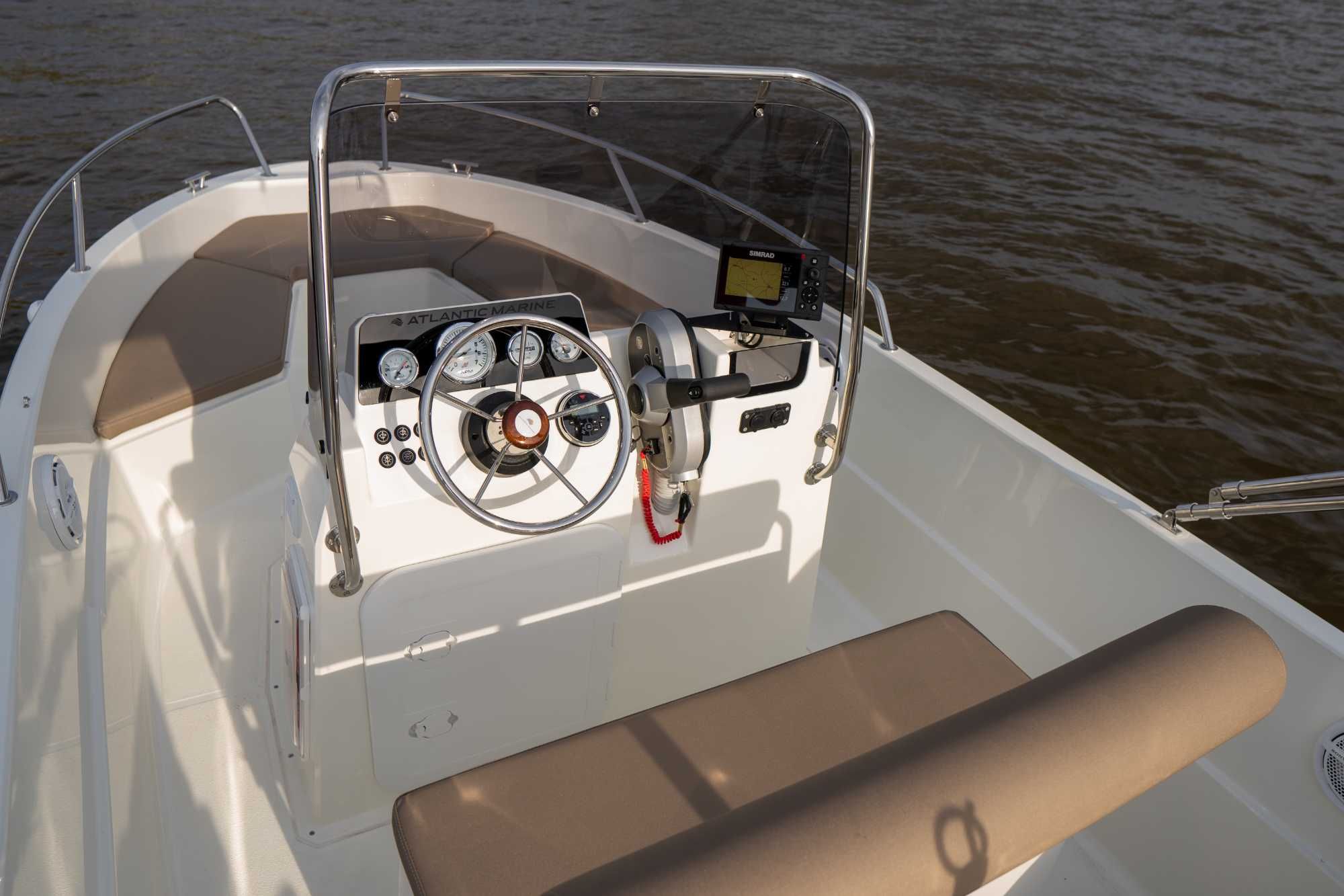 Nowa łódź Atlantic Marine 490 silnik Mercury F60 ELPT przyczepa PP1100