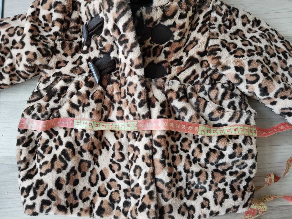 Фирменная шубка для девочки