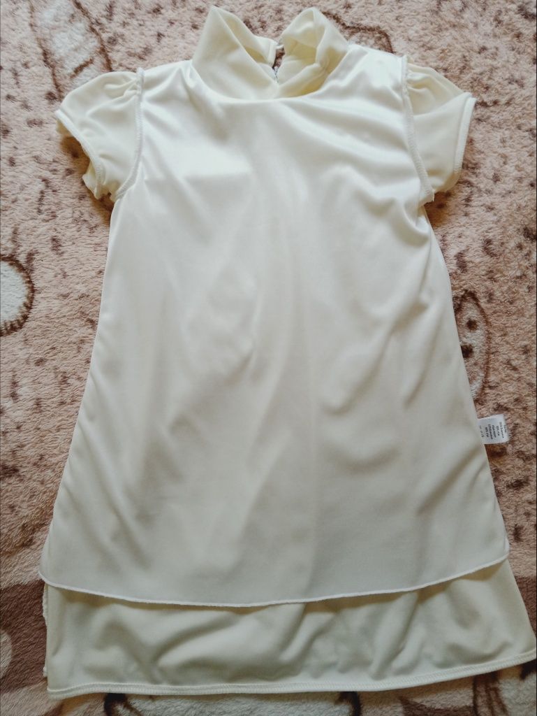 Платье 116 р  нарядное бархатное,плаття сукня нарядне велюрове