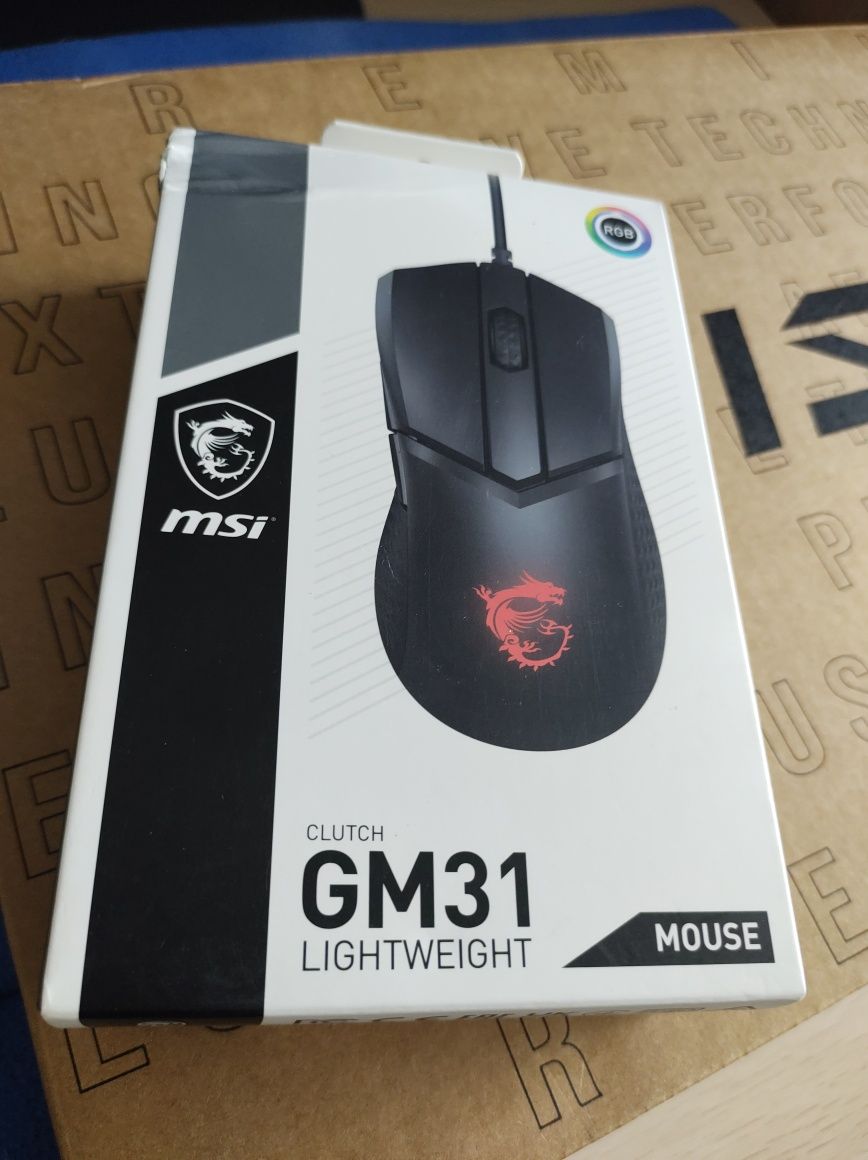 Myszka gamingowa MSI Clutch GM31 lighweight RGB Nowa!