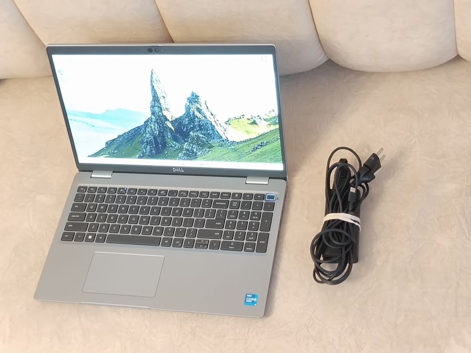 Dell Latitude 5520  CORE i5 11th 16GB 256GB SSD Ідеальний стан