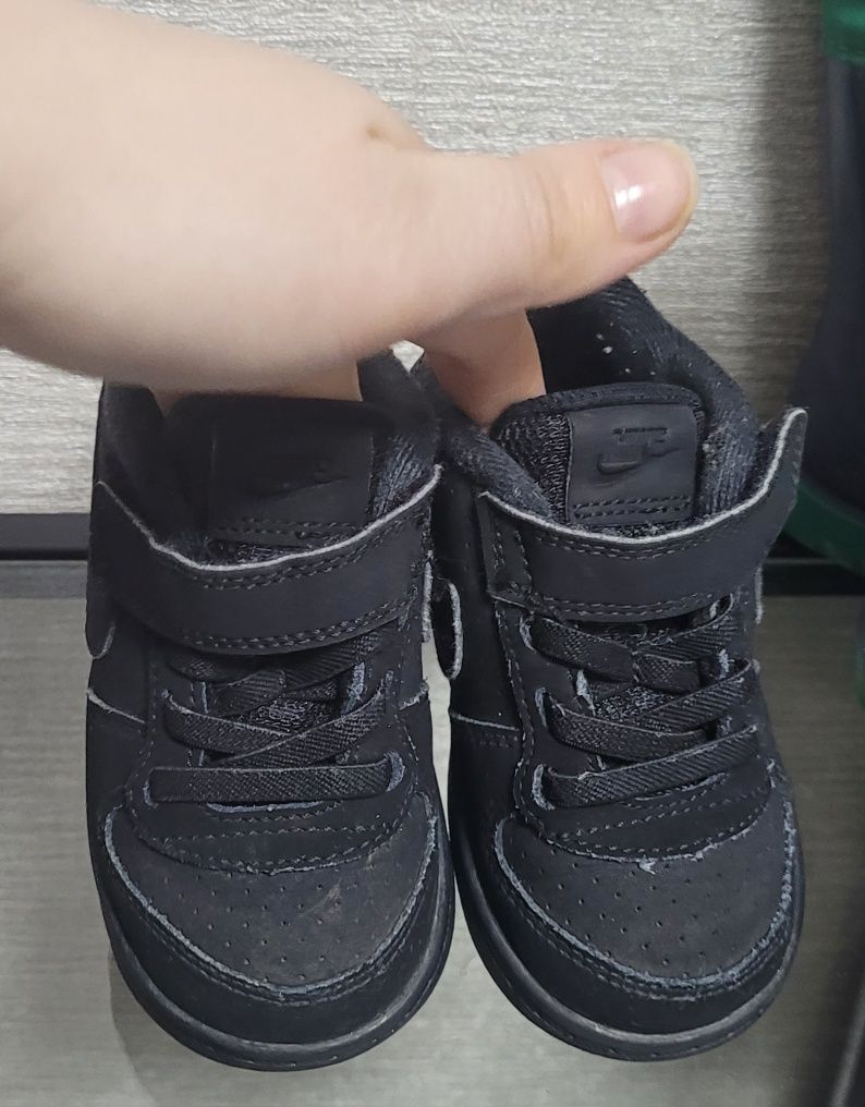 Взуття, кросівки Nike, Puma, гумачки для хлопчика розмір 22